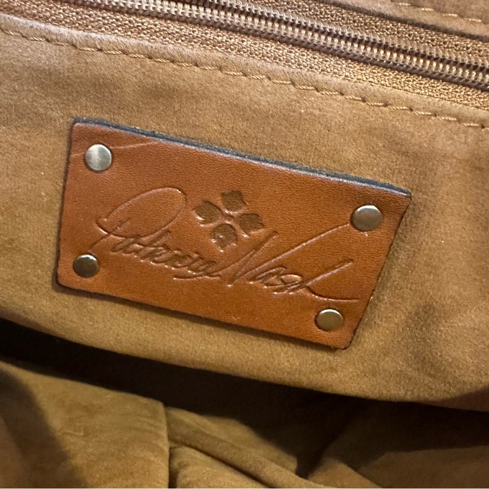 Patricia Nash AVELEY TOTE British Tan Tooled Leather Purse Bag - Picture 8 of 12